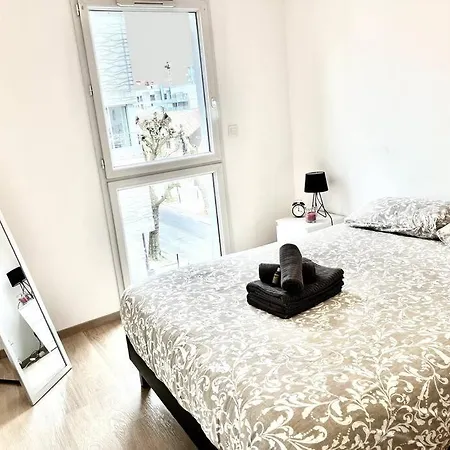 T2 République Parking Inclus