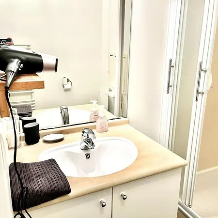 T2 République Parking Inclus *