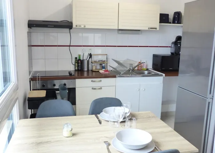 T2 Republique Parking Inclus Daire